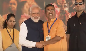 পশ্চিমবঙ্গ রাজ্যের নতুন মুখ্যমন্ত্রী হিসেবে শপথ নিয়েছেন শুভেন্দু অধিকারী